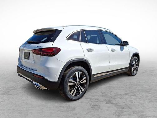 Polar White 2026 Mercedes-Benz GLA 250 Base 4MATIC
