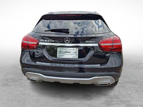 Midnight Black 2020 Mercedes-Benz GLA 250 Base 4MATIC
