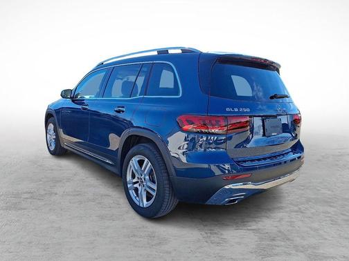 2022 Mercedes-Benz GLB 250 Base 4MATIC