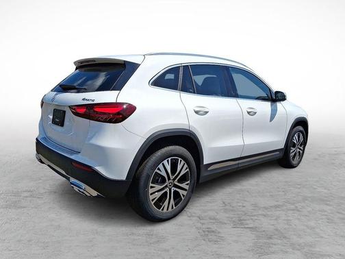 2025 Mercedes-Benz GLA 250 Base 4MATIC