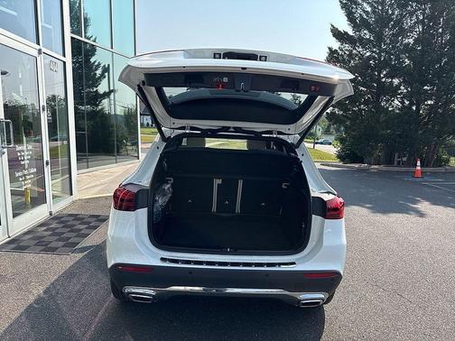 2025 Mercedes-Benz GLA 250 Base 4MATIC