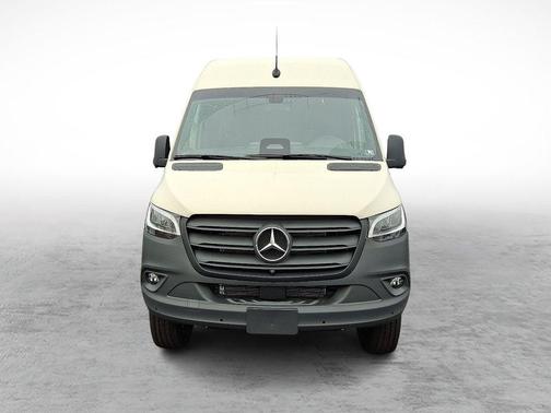 2026 Mercedes-Benz Sprinter 2500 Standard Roof