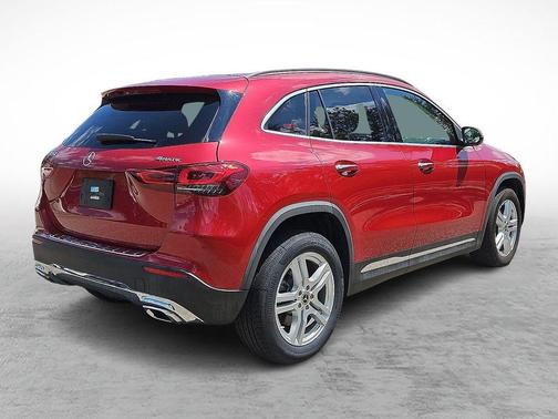 2021 Mercedes-Benz GLA 250 Base 4MATIC