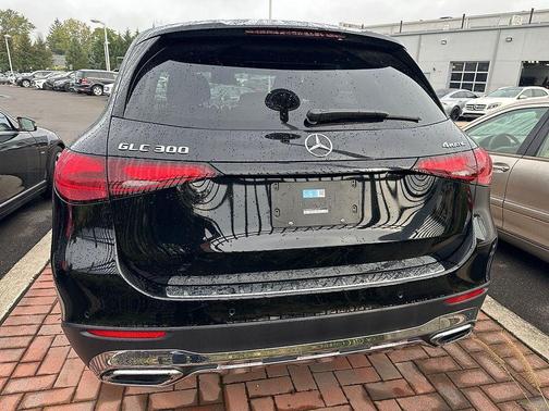 2025 Mercedes-Benz GLC 300 Base 4MATIC