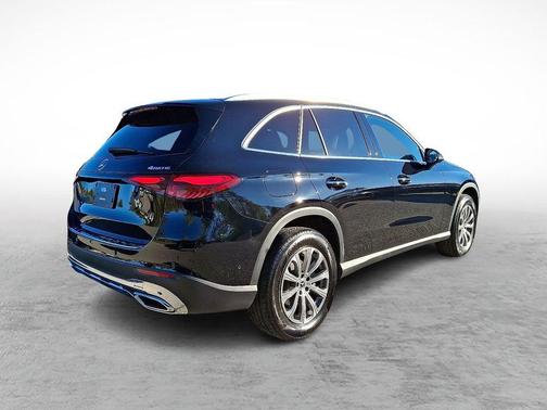 2025 Mercedes-Benz GLC 300 Base 4MATIC