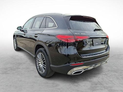 2025 Mercedes-Benz GLC 300 Base 4MATIC