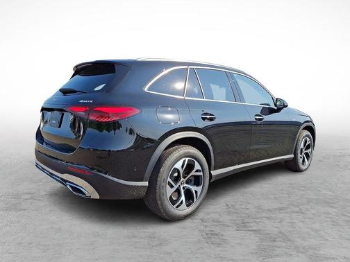 2025 Mercedes-Benz GLC 350e Base 4MATIC