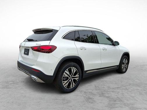 2025 Mercedes-Benz GLA 250 Base 4MATIC