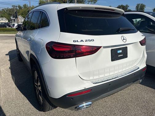2025 Mercedes-Benz GLA 250 Base 4MATIC