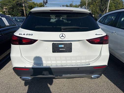 2025 Mercedes-Benz GLA 250 Base 4MATIC
