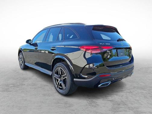 2025 Mercedes-Benz GLC 300 Base 4MATIC