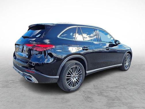 2025 Mercedes-Benz GLC 300 Base 4MATIC