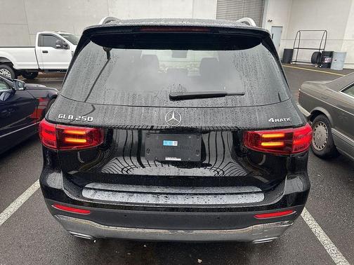 2025 Mercedes-Benz GLB 250 Base 4MATIC