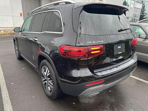 2025 Mercedes-Benz GLB 250 Base 4MATIC