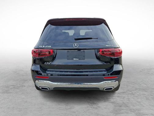 2025 Mercedes-Benz GLB 250 Base 4MATIC