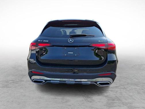 2025 Mercedes-Benz GLC 300 Base 4MATIC