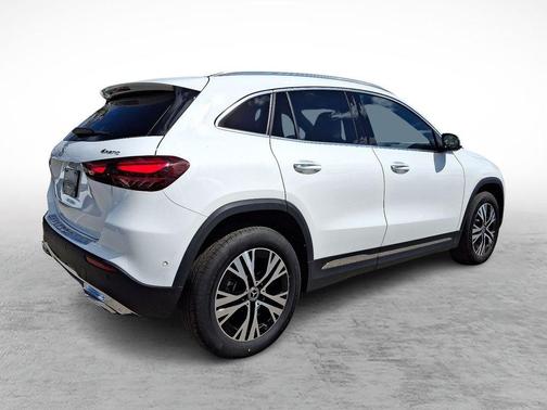 2025 Mercedes-Benz GLA 250 Base 4MATIC