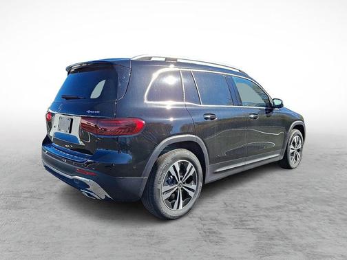 2026 Mercedes-Benz GLB 250 Base 4MATIC