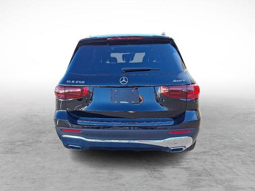 2026 Mercedes-Benz GLB 250 Base 4MATIC