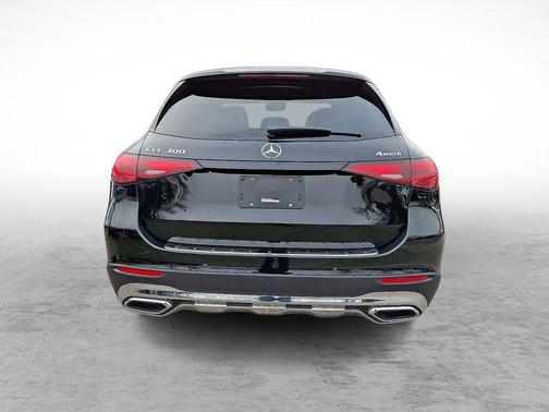 2025 Mercedes-Benz GLC 300 Base 4MATIC