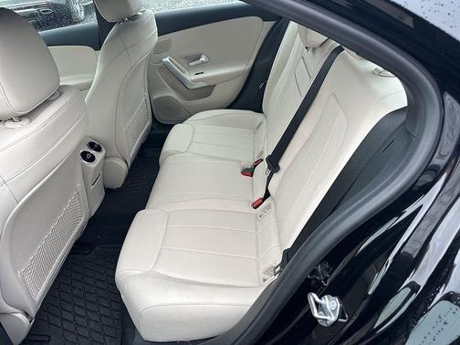 2020 Mercedes-Benz A-Class A 220 4MATIC