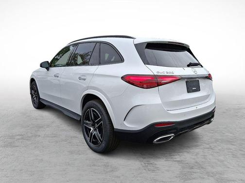 2026 Mercedes-Benz GLC 300 Base 4MATIC