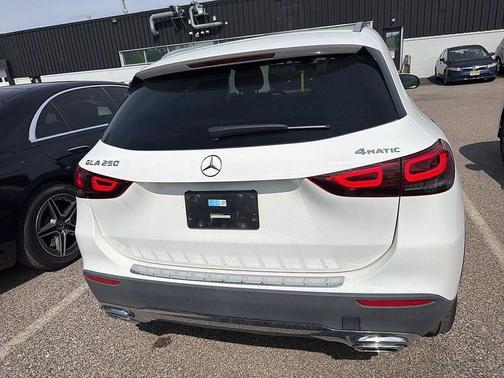 Polar White 2021 Mercedes-Benz GLA 250 Base 4MATIC