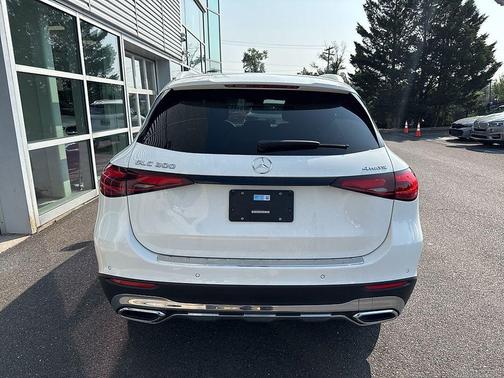 2025 Mercedes-Benz GLC 300 Base 4MATIC