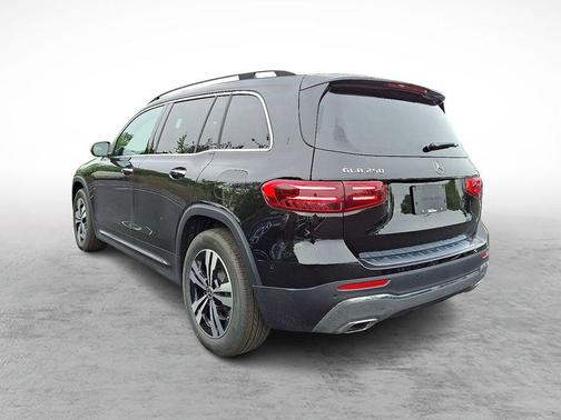 2026 Mercedes-Benz GLB 250 Base 4MATIC