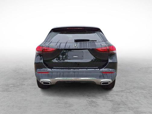 2022 Mercedes-Benz GLA 250 Base 4MATIC