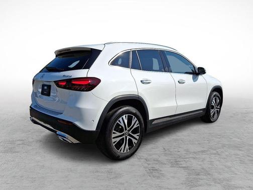 2025 Mercedes-Benz GLA 250 Base 4MATIC