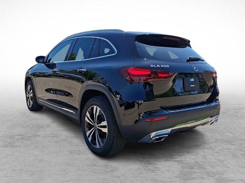 2025 Mercedes-Benz GLA 250 Base 4MATIC