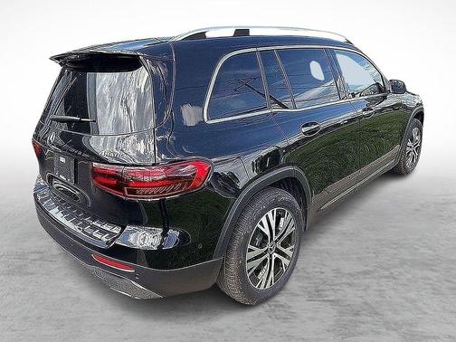 2025 Mercedes-Benz GLB 250 Base 4MATIC