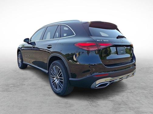 2025 Mercedes-Benz GLC 300 Base 4MATIC