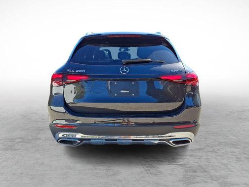 2026 Mercedes-Benz GLC 300 Base 4MATIC