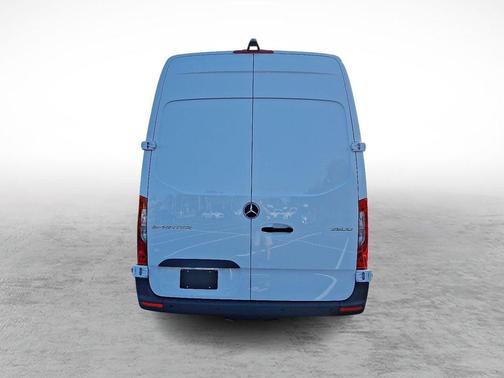 2025 Mercedes-Benz Sprinter 2500 High Roof