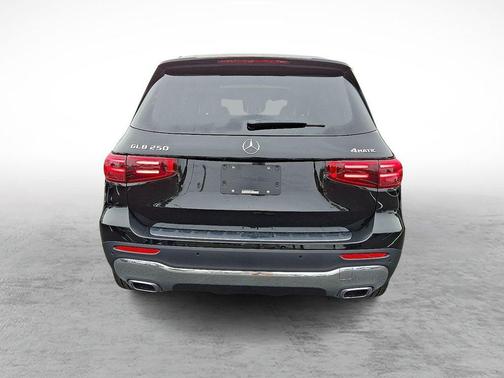 2026 Mercedes-Benz GLB 250 Base 4MATIC