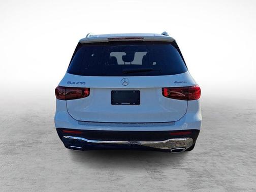 2026 Mercedes-Benz GLB 250 Base 4MATIC