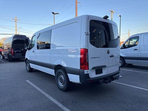 2025 Mercedes-Benz Sprinter 2500 144 WB Standard Roof Crew