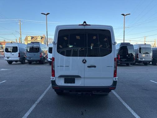 2025 Mercedes-Benz Sprinter 2500 144 WB Standard Roof Crew