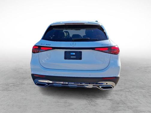 2025 Mercedes-Benz GLC 300 Base 4MATIC