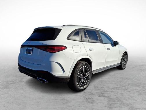 Polar White 2026 Mercedes-Benz GLC 300 Base 4MATIC