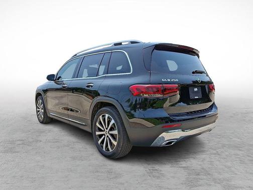 2022 Mercedes-Benz GLB 250 Base 4MATIC