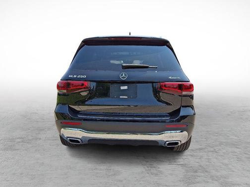 2022 Mercedes-Benz GLB 250 Base 4MATIC