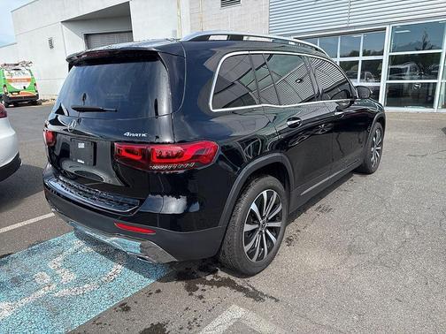 2022 Mercedes-Benz GLB 250 Base 4MATIC