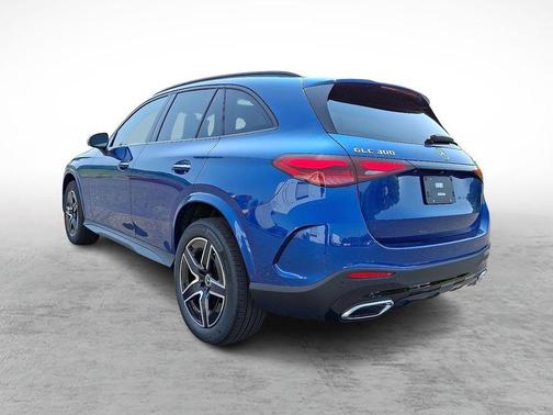2025 Mercedes-Benz GLC 300 Base 4MATIC