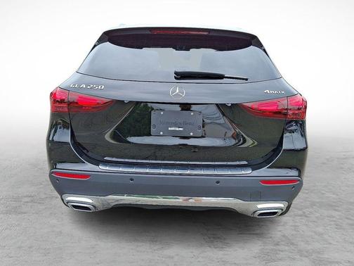 Midnight Black 2026 Mercedes-Benz GLA 250 Base 4MATIC