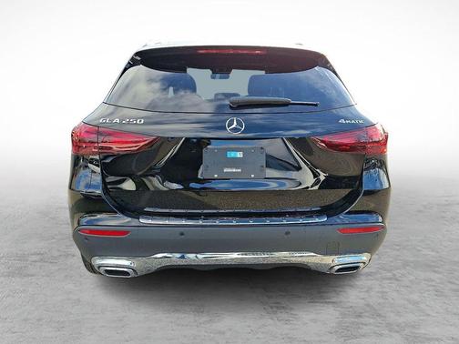 2025 Mercedes-Benz GLA 250 Base 4MATIC