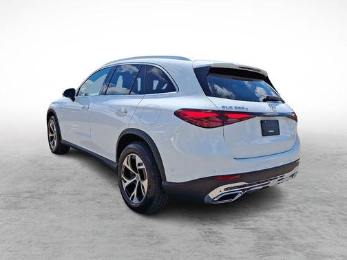 2025 Mercedes-Benz GLC 350e Base 4MATIC
