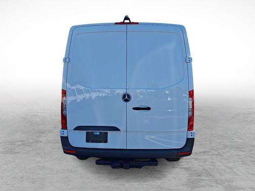 Arctic White 2026 Mercedes-Benz Sprinter 2500